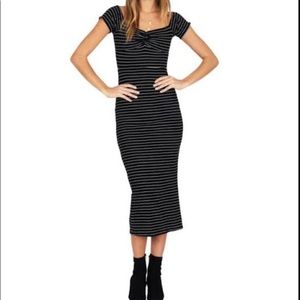 Amuse Society Wide Awake Mid Dress Size L